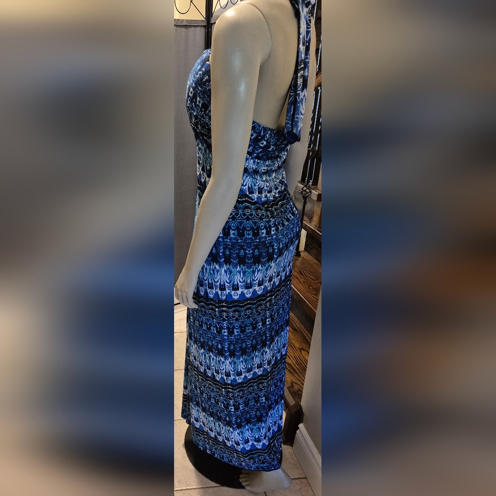 Elegant Blue Patterned Maxi Skirt by Mlle Gabrielle. - Picture 13 of 16